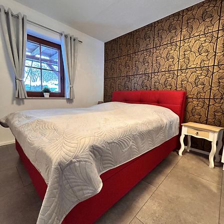 Ferienwohnung Mit Gartennutzung, Garage Und Wallbox Ebersbach-Neugersdorf Εξωτερικό φωτογραφία