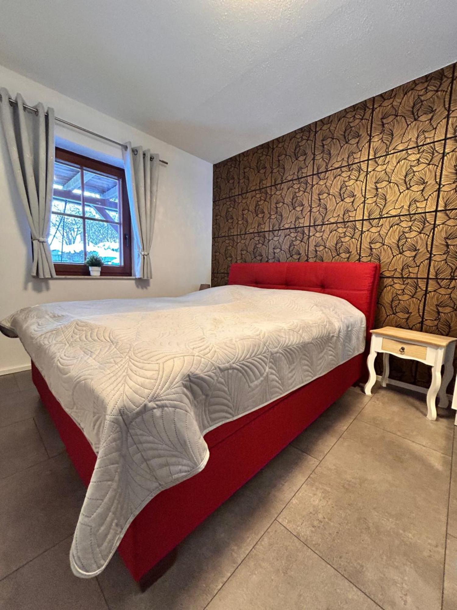 Ferienwohnung Mit Gartennutzung, Garage Und Wallbox Ebersbach-Neugersdorf Εξωτερικό φωτογραφία